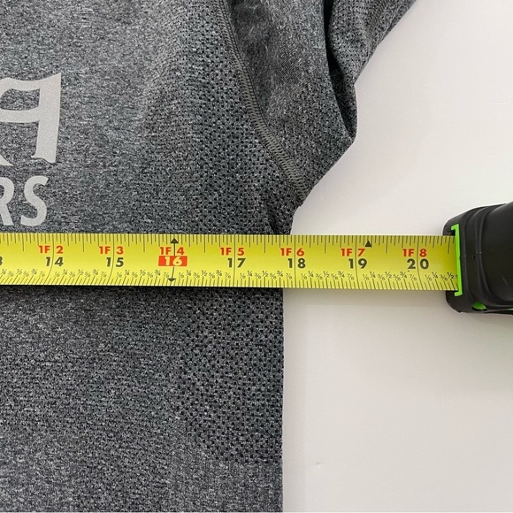 Lululemon Long Sleeve Shirt with Running Club Logo in Size S - Picture 9 of 10